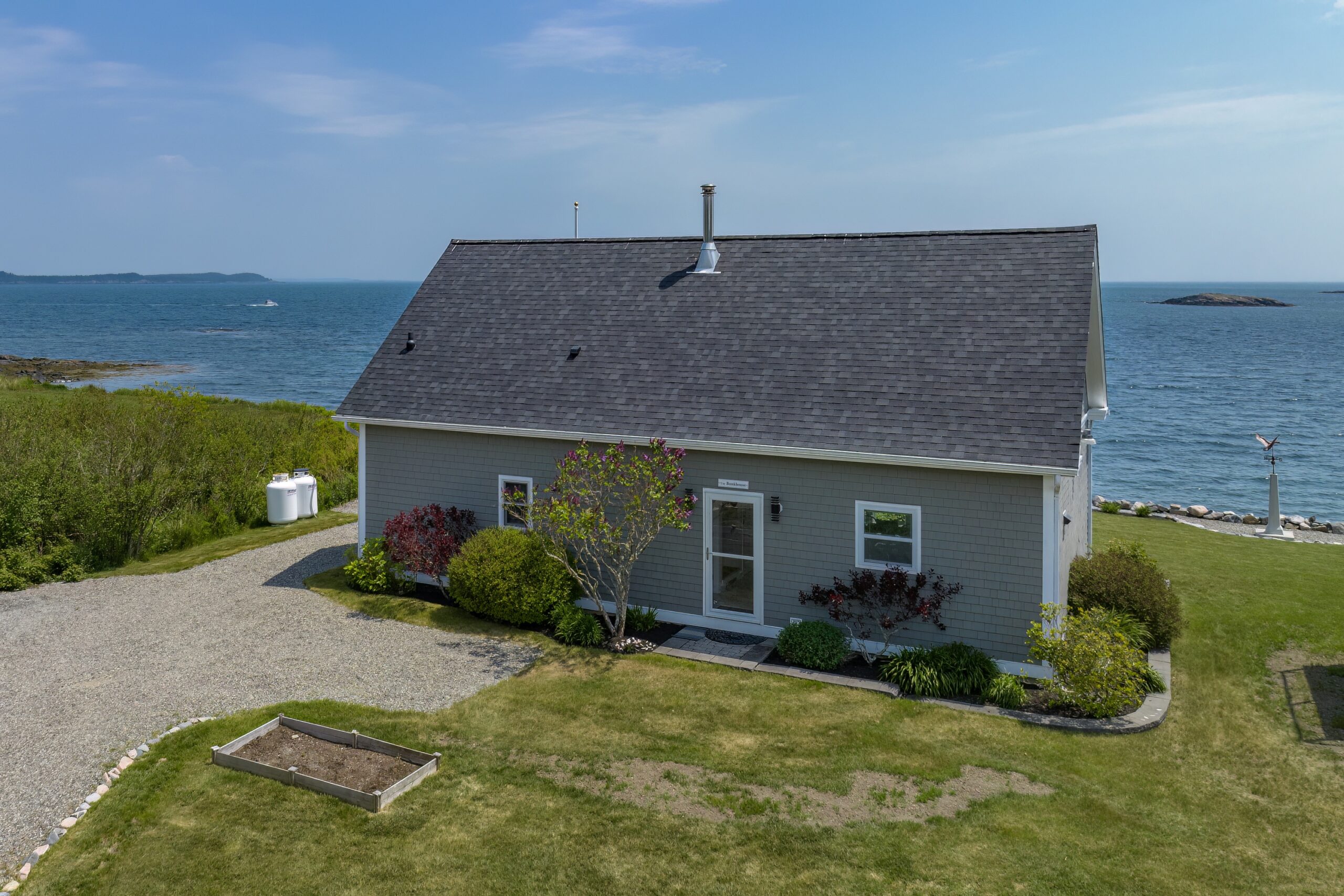 Sea Duck Cottage - Vacation Rental - Guest House